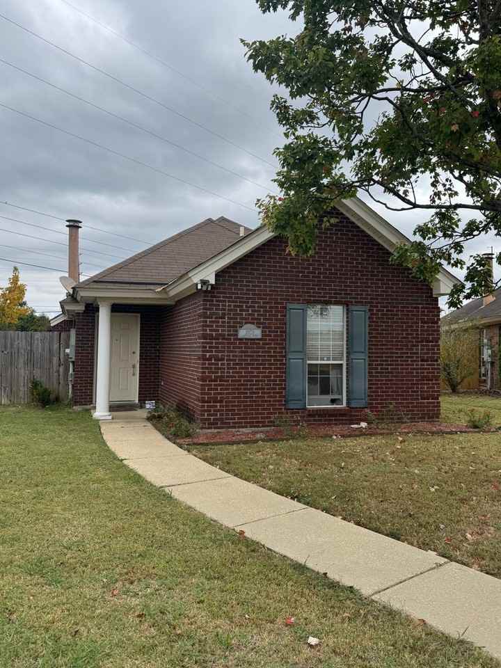 8928 Asheville Road - Photo 2 of 19