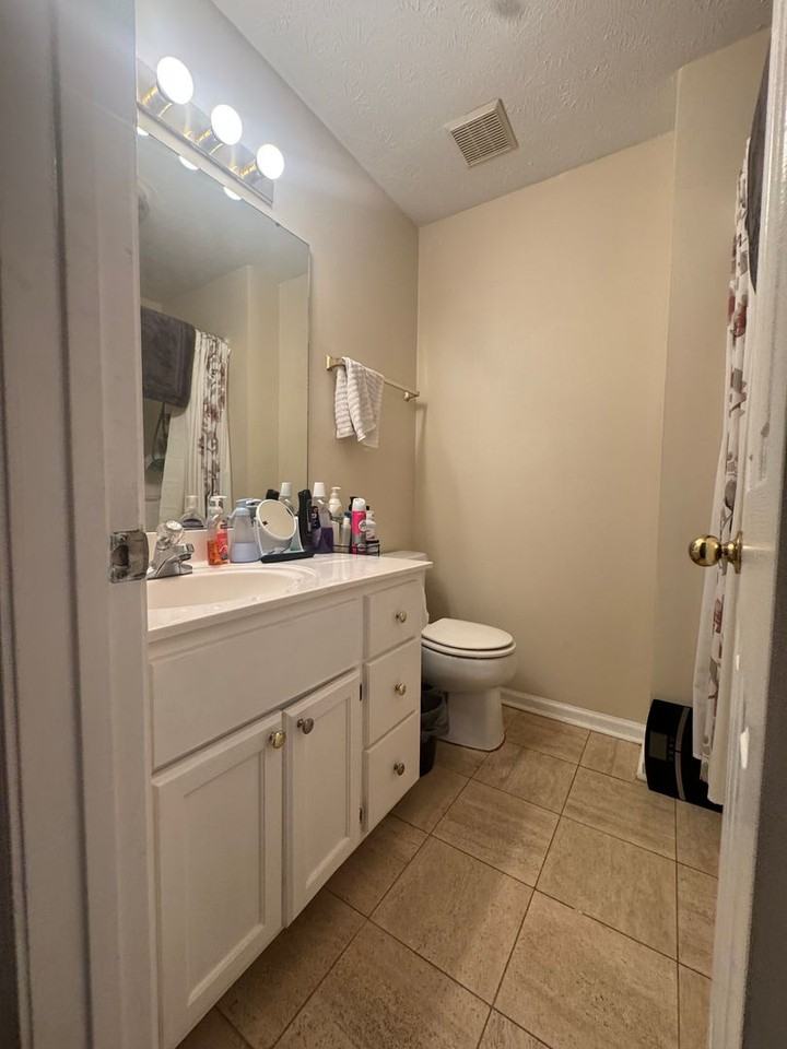 8928 Asheville Road - Photo 7 of 19