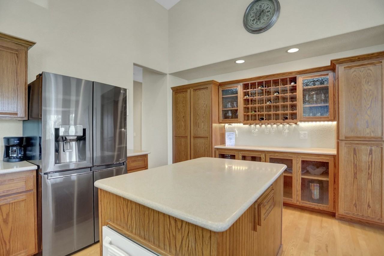 10503 Meadow Run - Photo 3 of 50