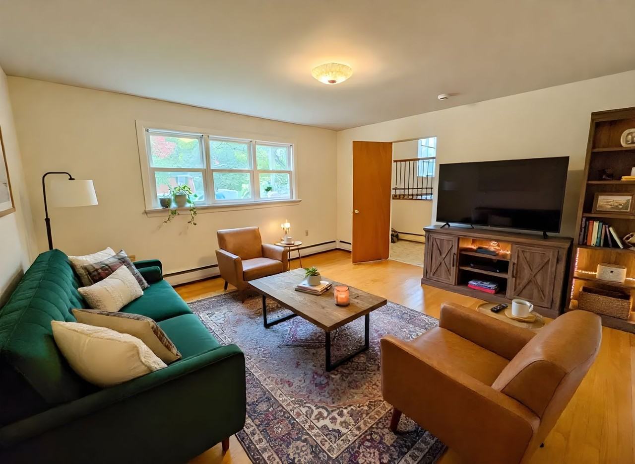 5990 Timothy Rd - Photo 4 of 46