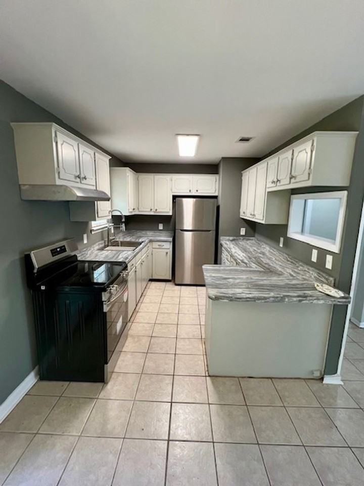 8636 Boe Road - Photo 3 of 17