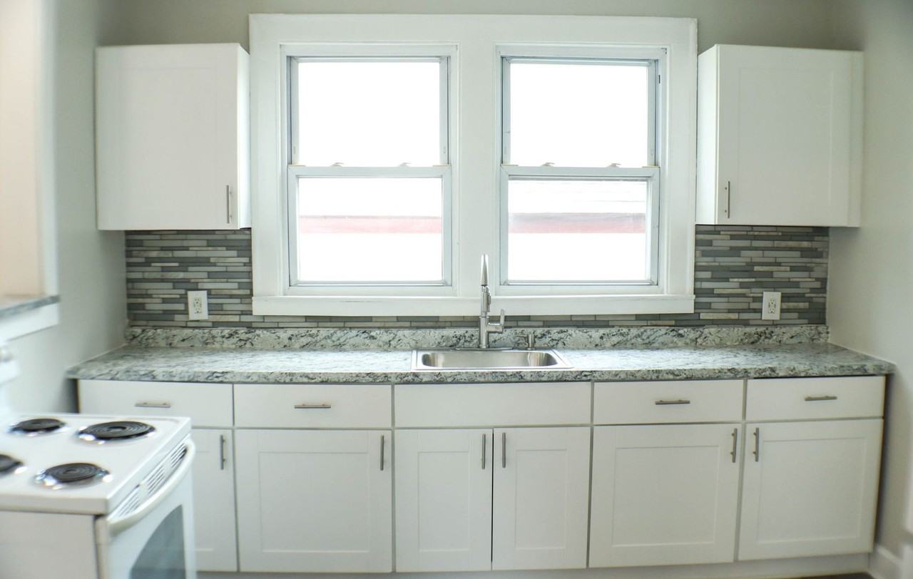 312 Huntington St - Photo 3 of 11