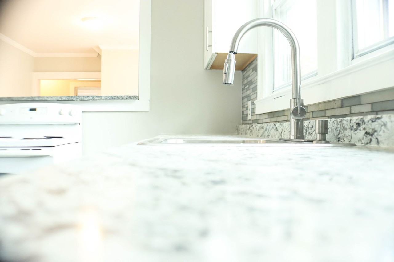 312 Huntington St - Photo 5 of 11