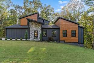 2 Clee Ln - Photo 1 of 1