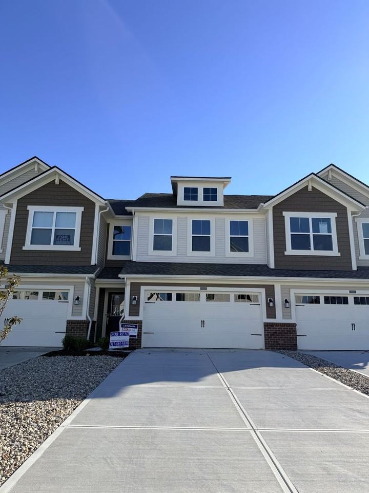 7657 Marin Parkway - Photo 3 of 30