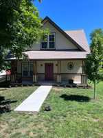 featured image of 420 Veritas St