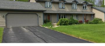 featured image of 19310 Emerald Dr