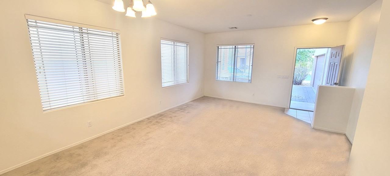 2024 S Falcon Dr - Photo 5 of 18