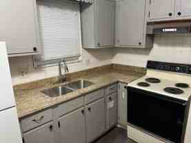 Northmoor 6 Plex - Photo 1 of 1