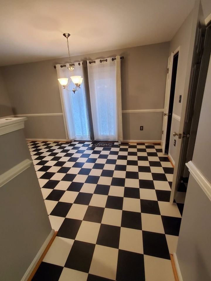 573 Highland Towne Ln - Photo 3 of 16