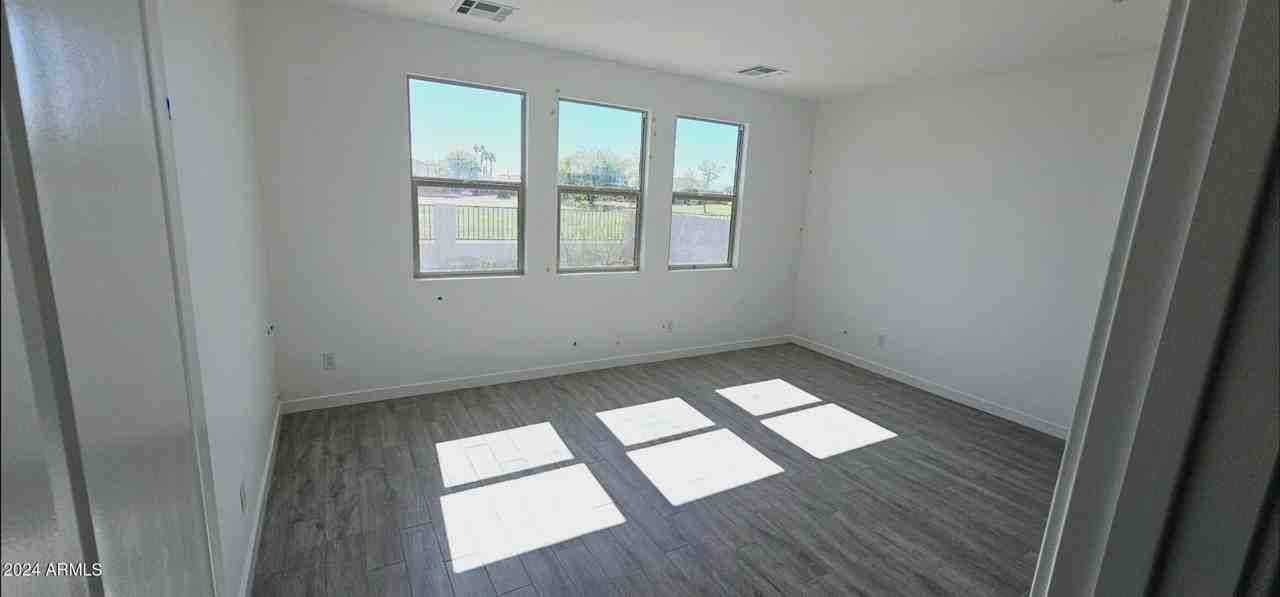 1779 S Pecos Dr - Photo 3 of 10