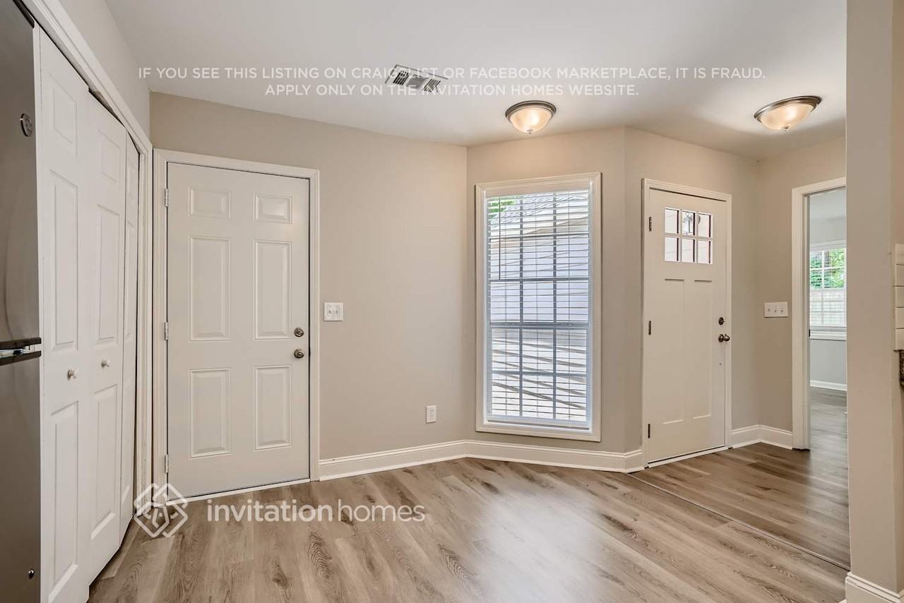 7470 Hunters Ridge Drive - Photo 5 of 29