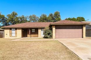1825 Prince Dr - Photo 1 of 1