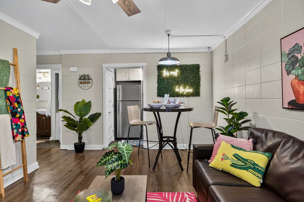 759 Apartments - Photo 2 of 8