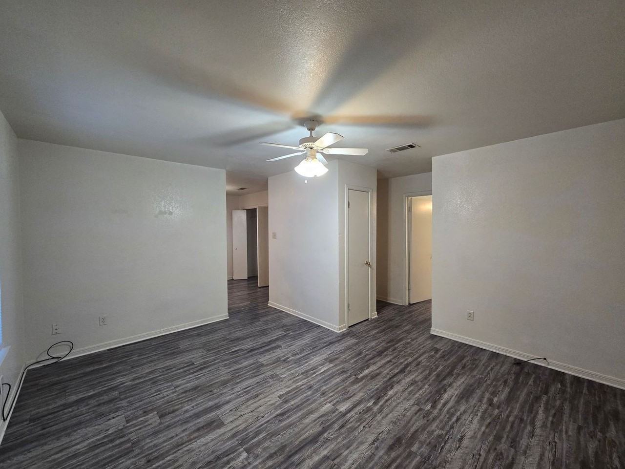 1703 Cedarhill Dr #C - Photo 6 of 17