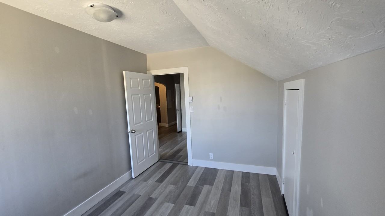 14 Lefurgey Avenue #A - Photo 4 of 12