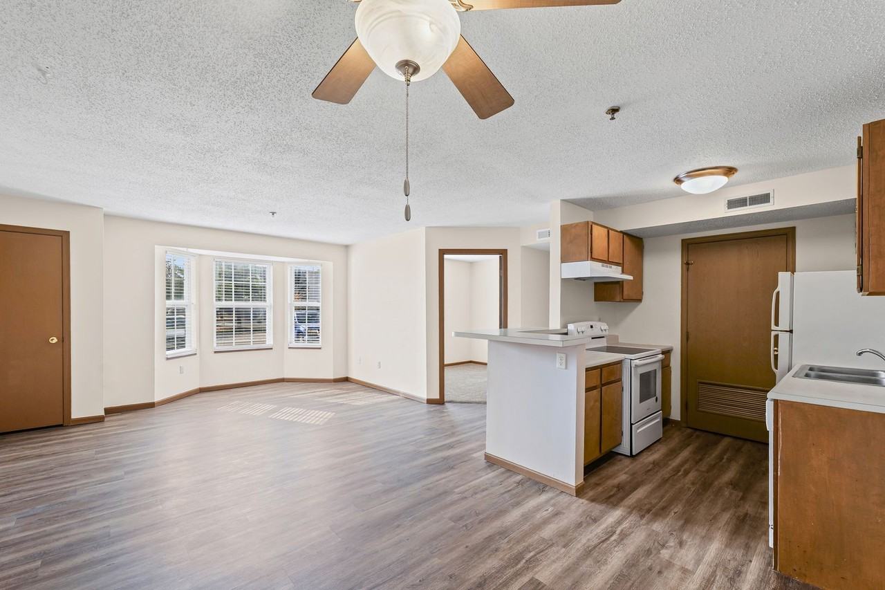 Briarwood II - Photo 5 of 33
