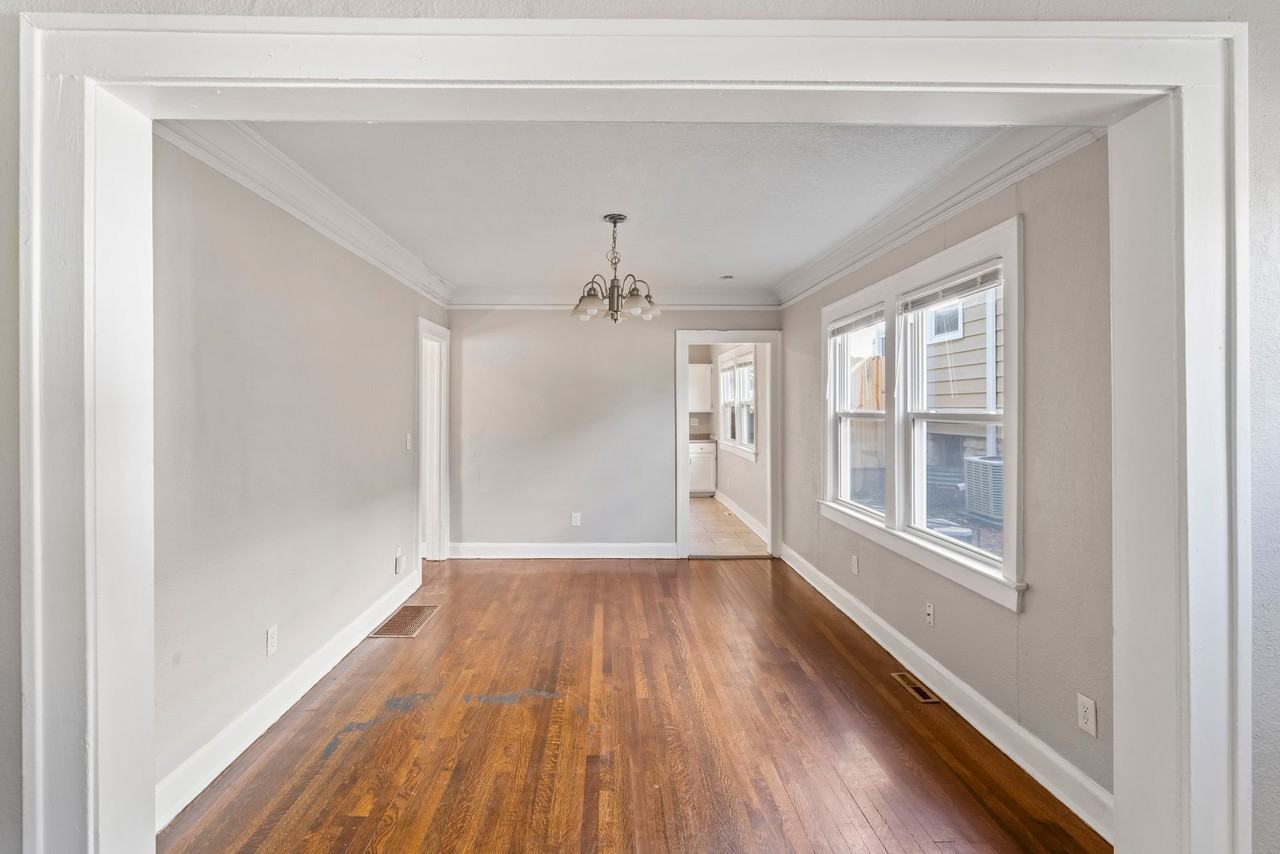 Affordable 2 - Photo 6 of 18