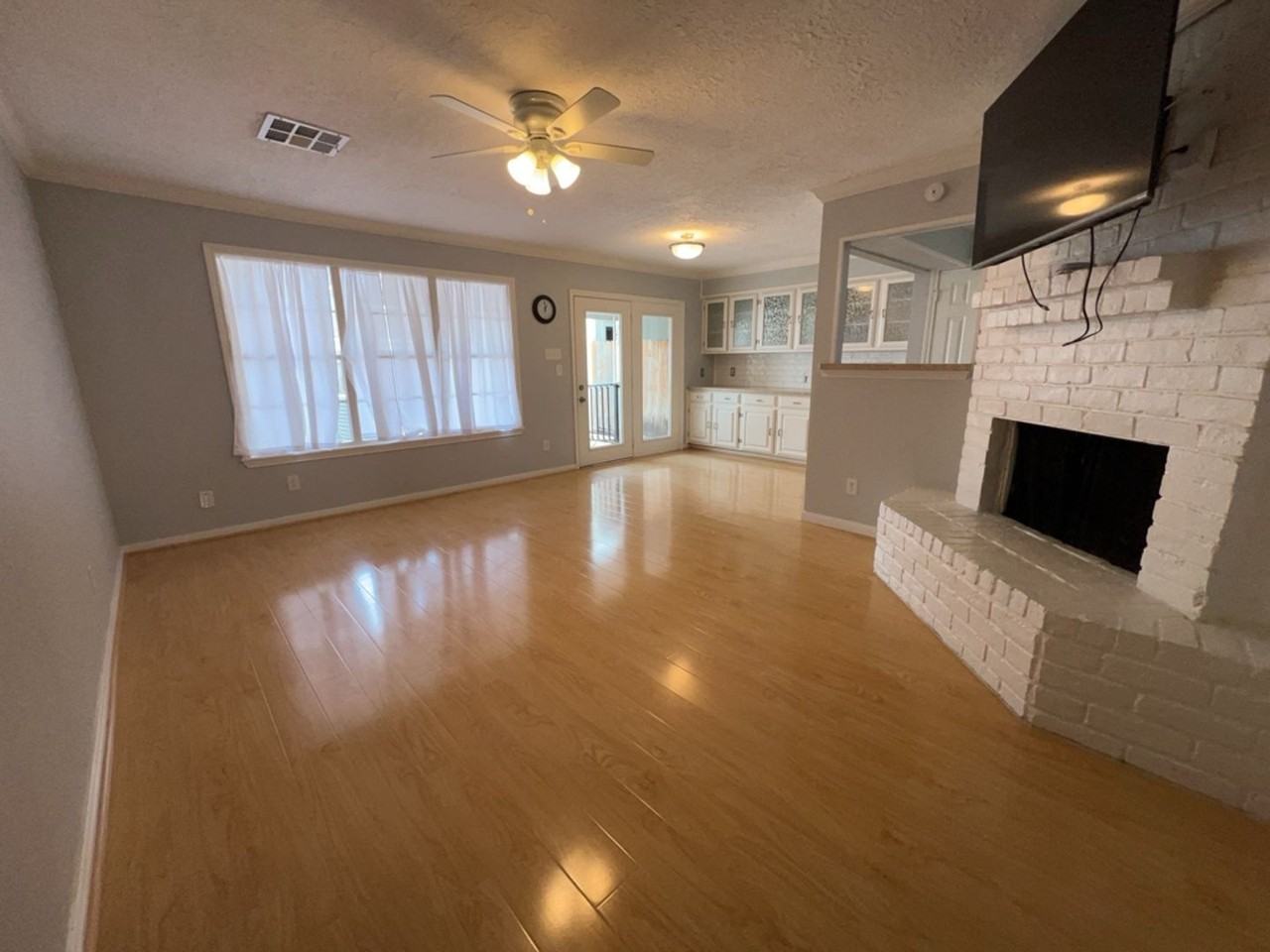 2972 Gessner Road - Photo 4 of 27