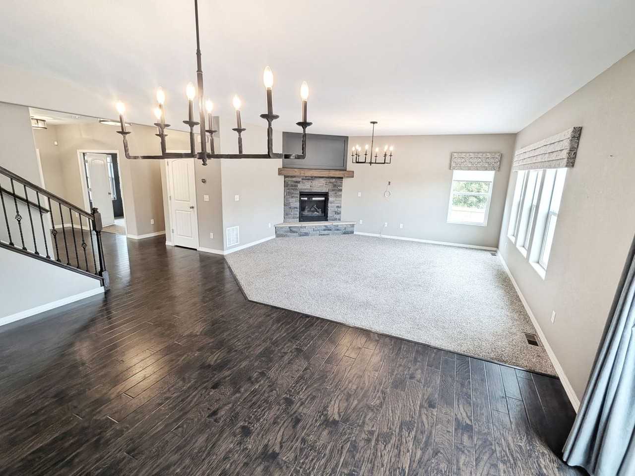 19671 Still River Ct - Photo 7 of 44