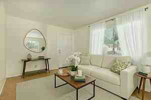 featured image of 1318 East Culver Street