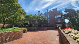 115 N Lee St #504 - Photo 1 of 1