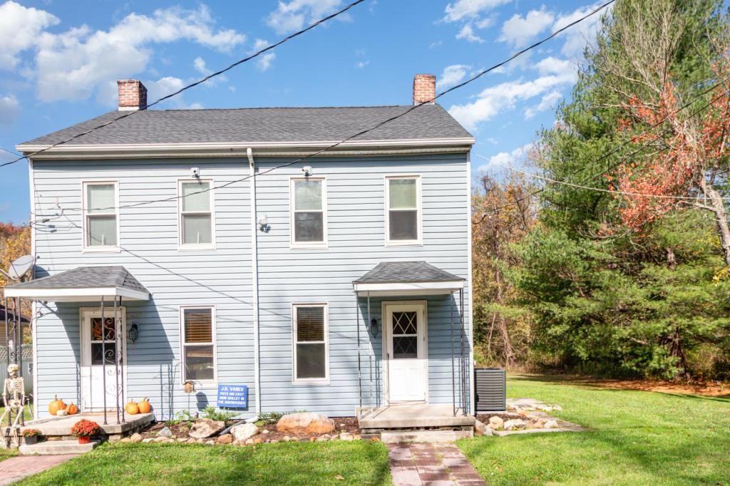 215 Pine Grove Road - Photo 2 of 18