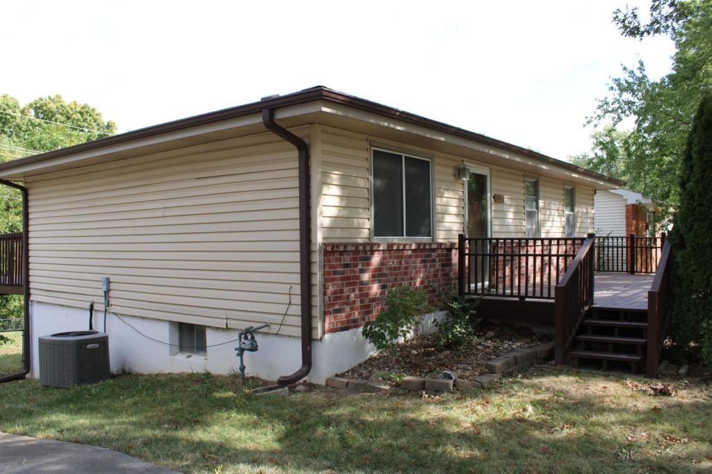 5224 Ne 59th Ter - Photo 2 of 19