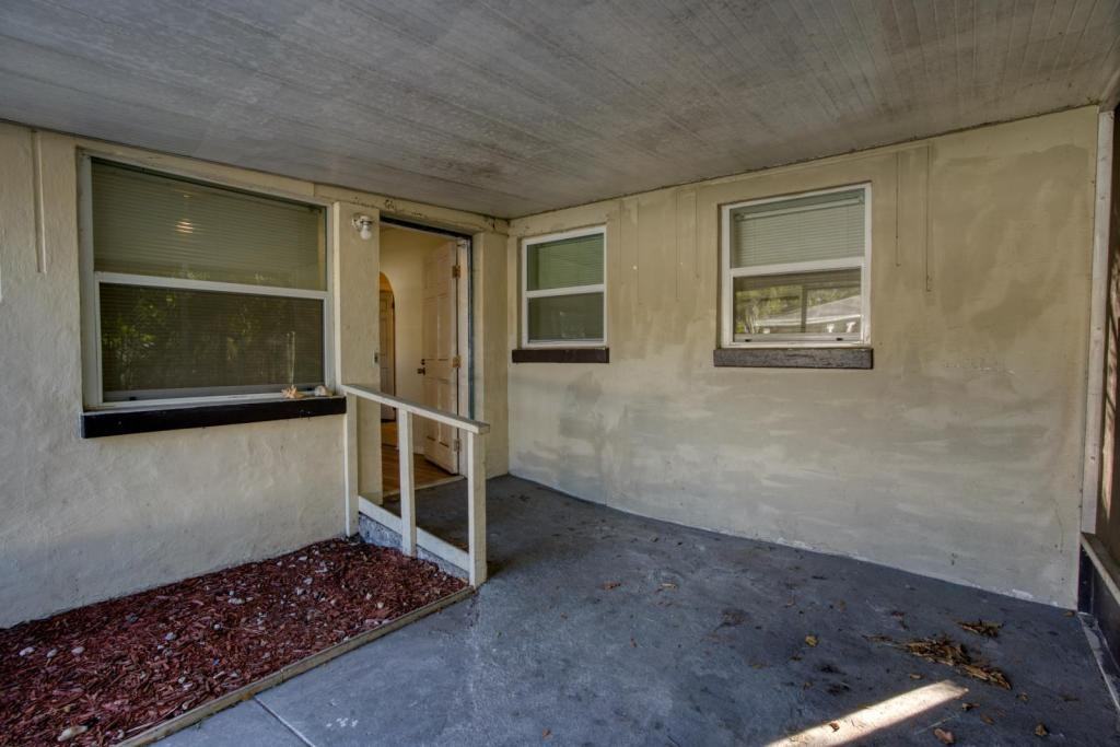 1744 Granville Ct S - Photo 3 of 27