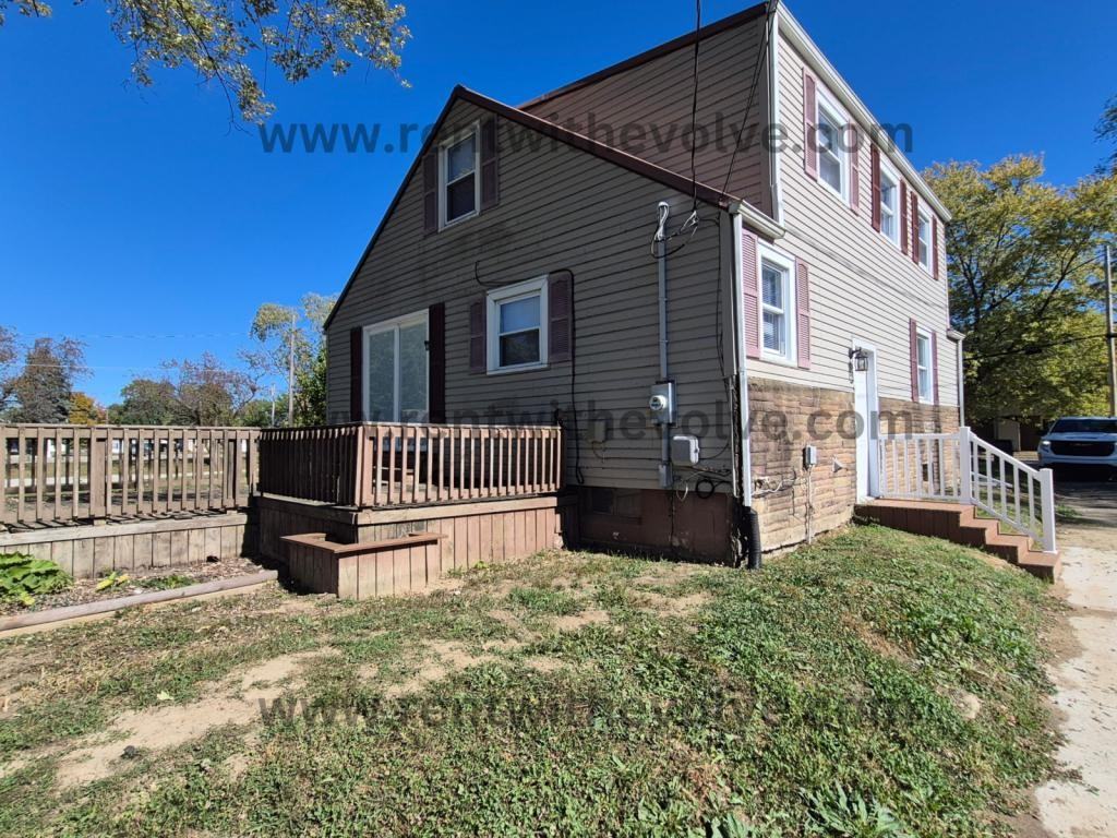 3425 S Dayton Ave - Photo 5 of 6