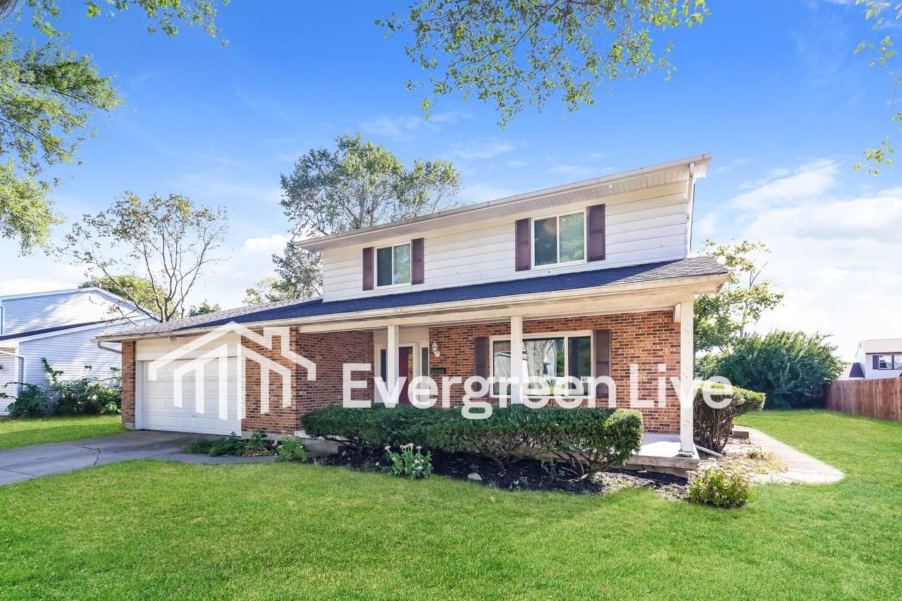 5620 Northford Rd - Photo 4 of 17