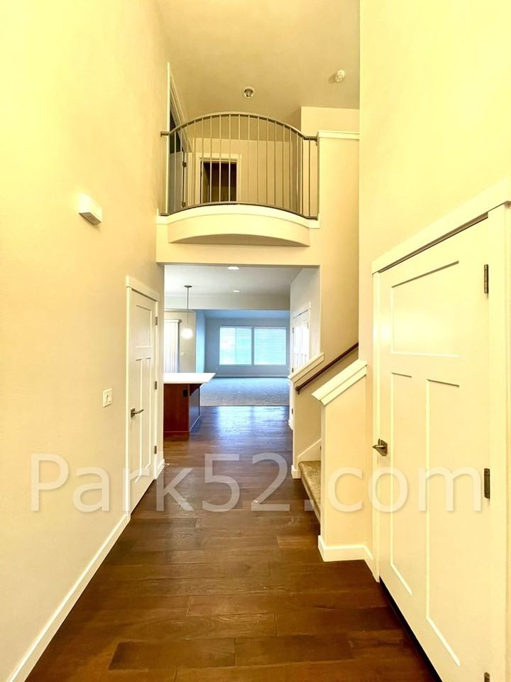 619 Natalee Jo Street Southeast - Photo 4 of 33