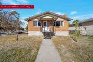 featured image of 1480 W Gillespie Ave