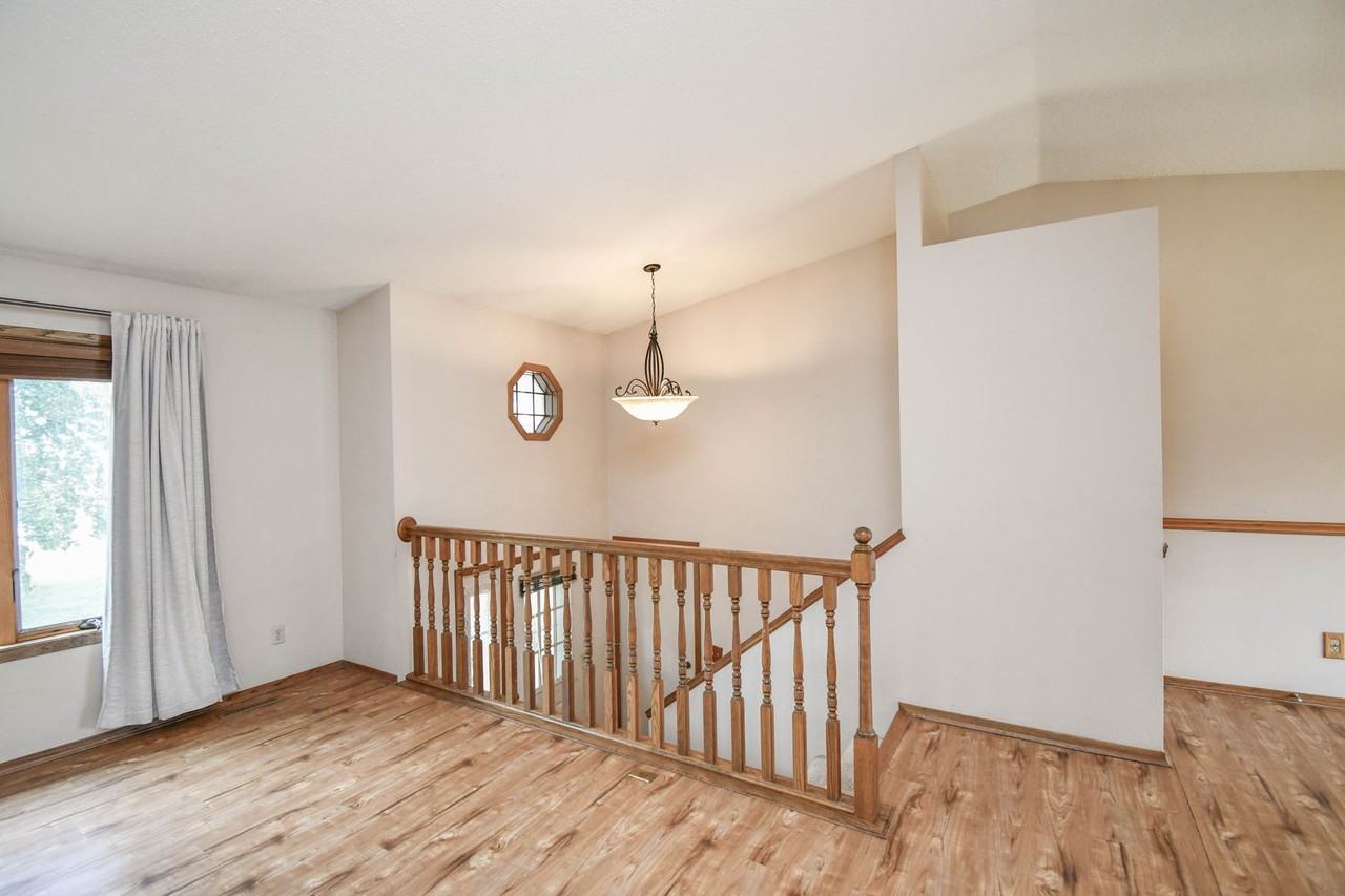 26118 467th Ave - Photo 7 of 50