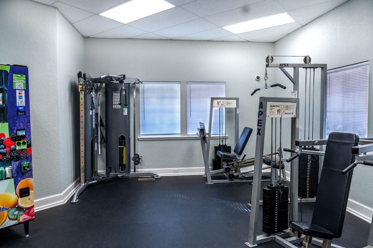 Apple Creek Apartments - Photo 7 of 14