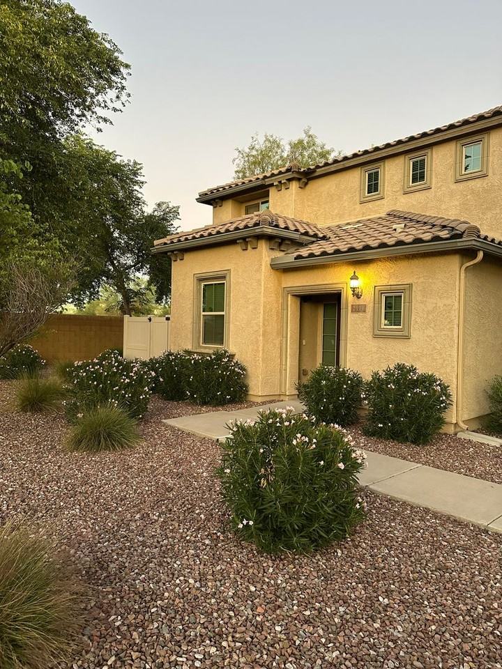 2178 West Scully Drive - Photo 2 of 20