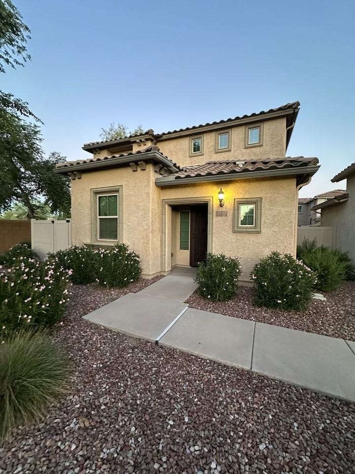2178 West Scully Drive - Photo 3 of 20
