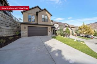 1233 E Delacroix Dr - Photo 1 of 1