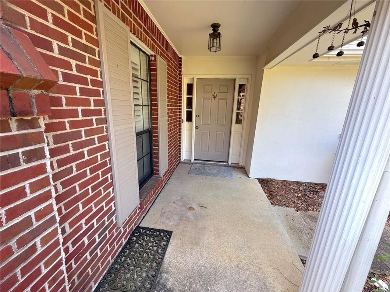 3204 Gatsby Lane - Photo 2 of 25