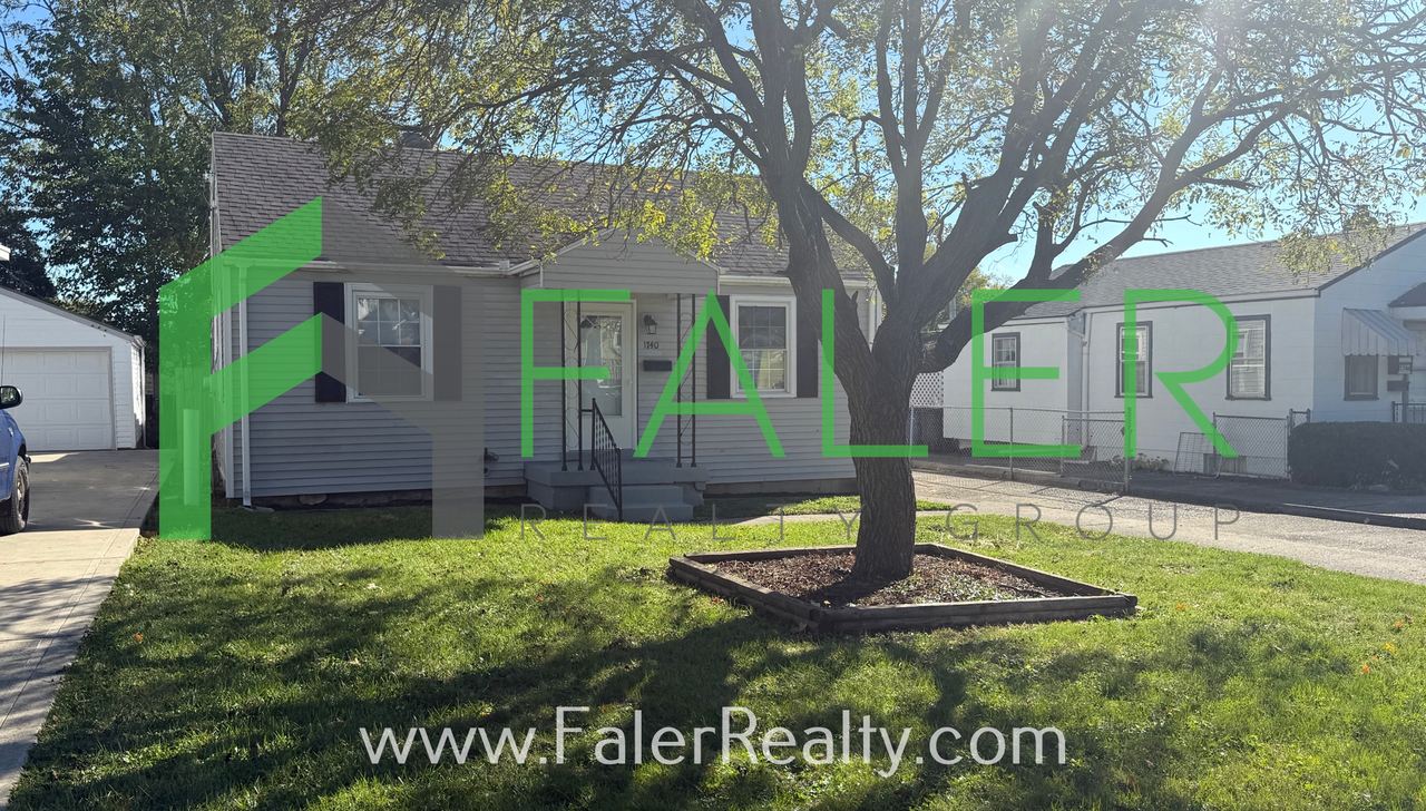 1740 Meriline Ave - Photo 2 of 27