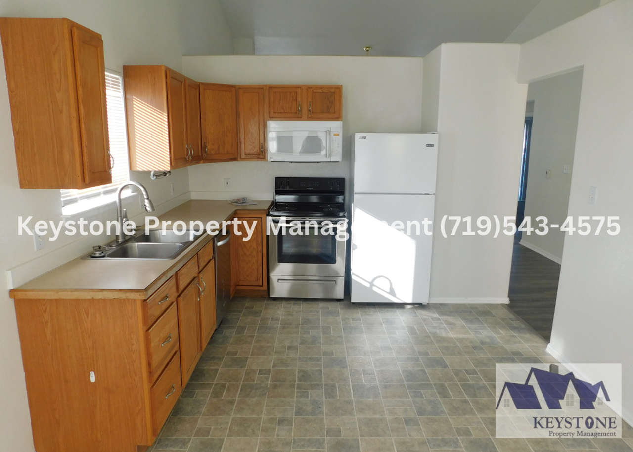 285 W Owl Ct - Photo 7 of 25