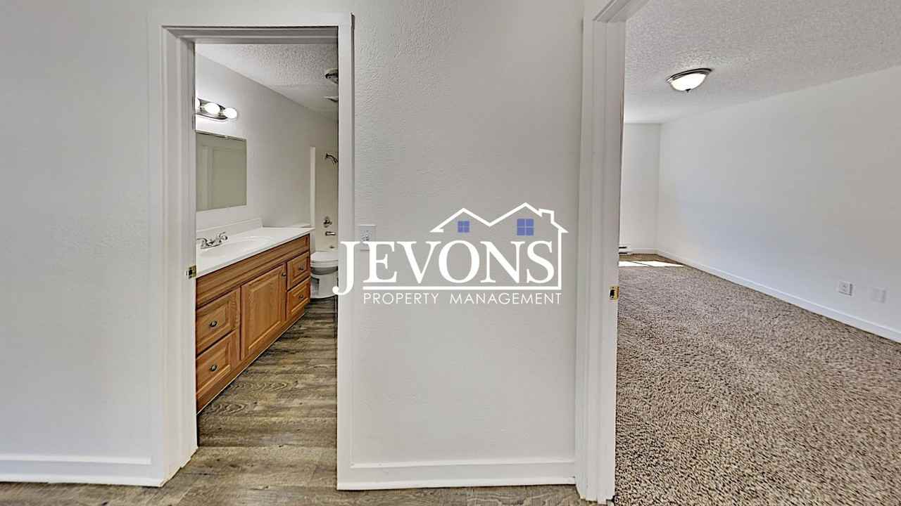 1208 Willow St Yakima, WA 98902 - Photo 6 of 27