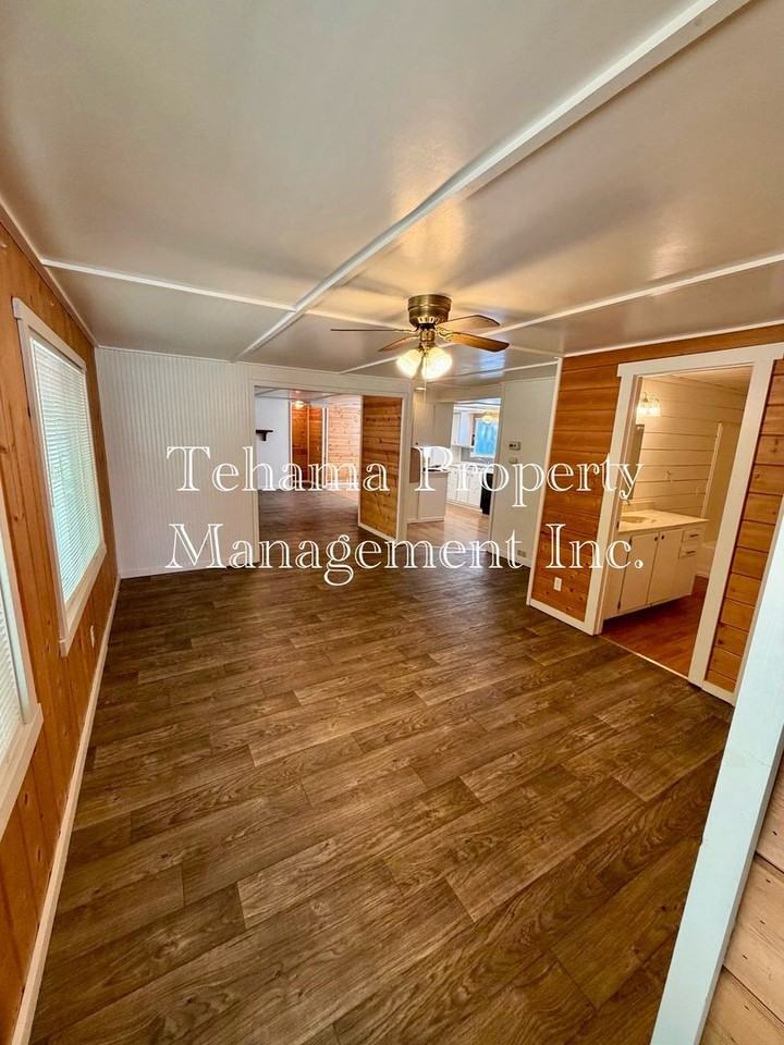 206 San Mateo Ave - Photo 2 of 19