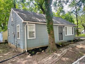 202 Manning Ave - Photo 1 of 1