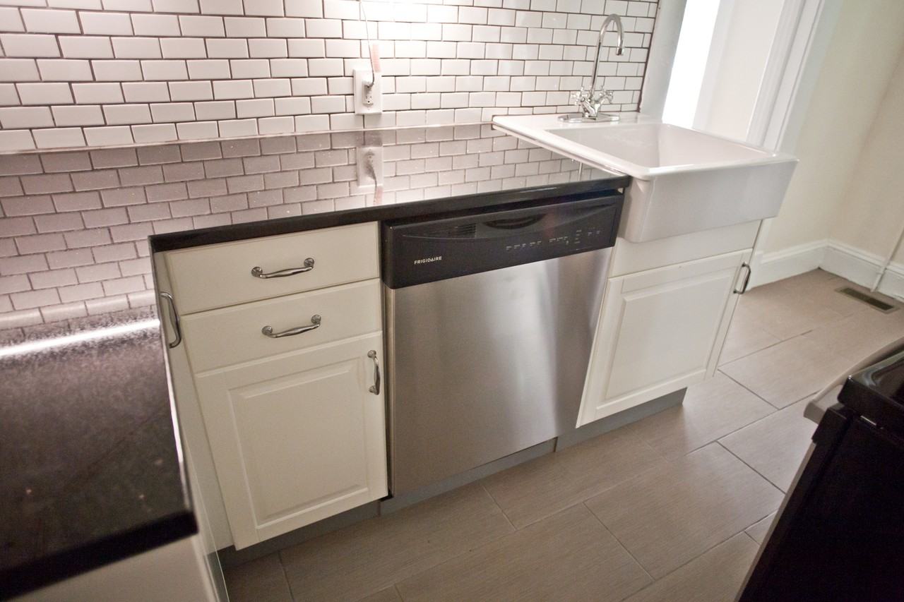 100 Isaac Ln - Photo 4 of 13