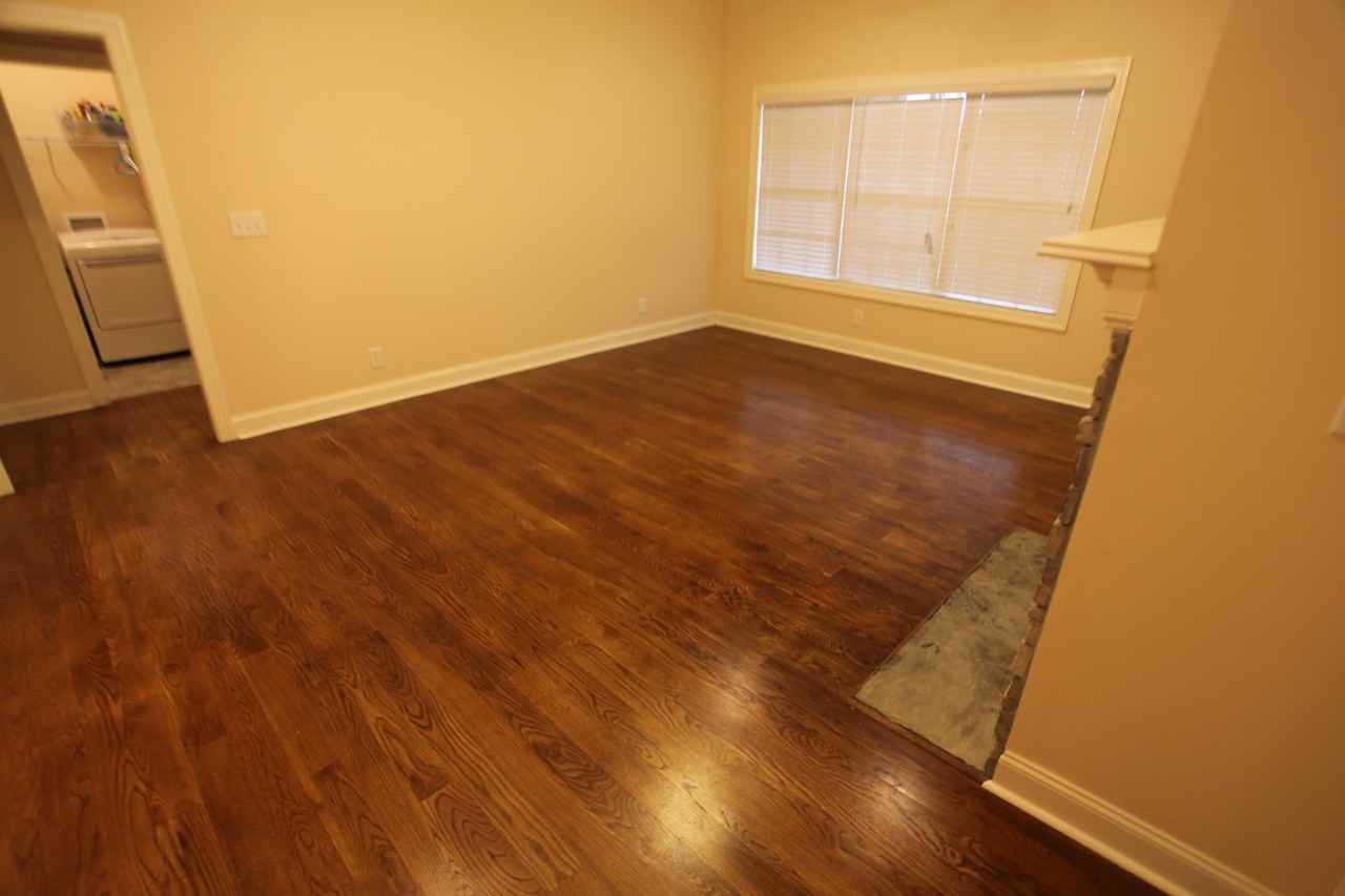 1609 N Camden Dr - Photo 4 of 22