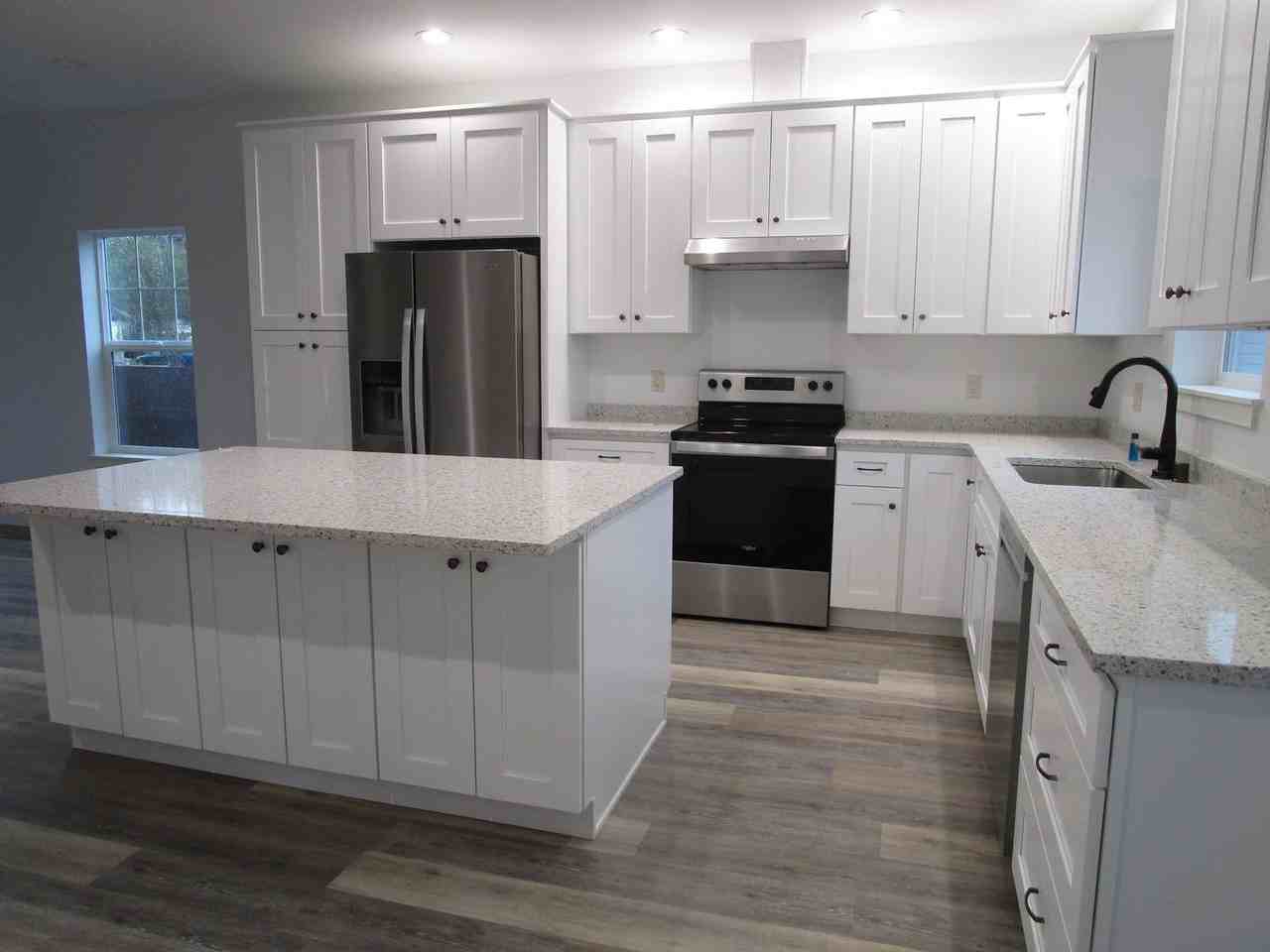 524 E Hazel Ave - Photo 4 of 14