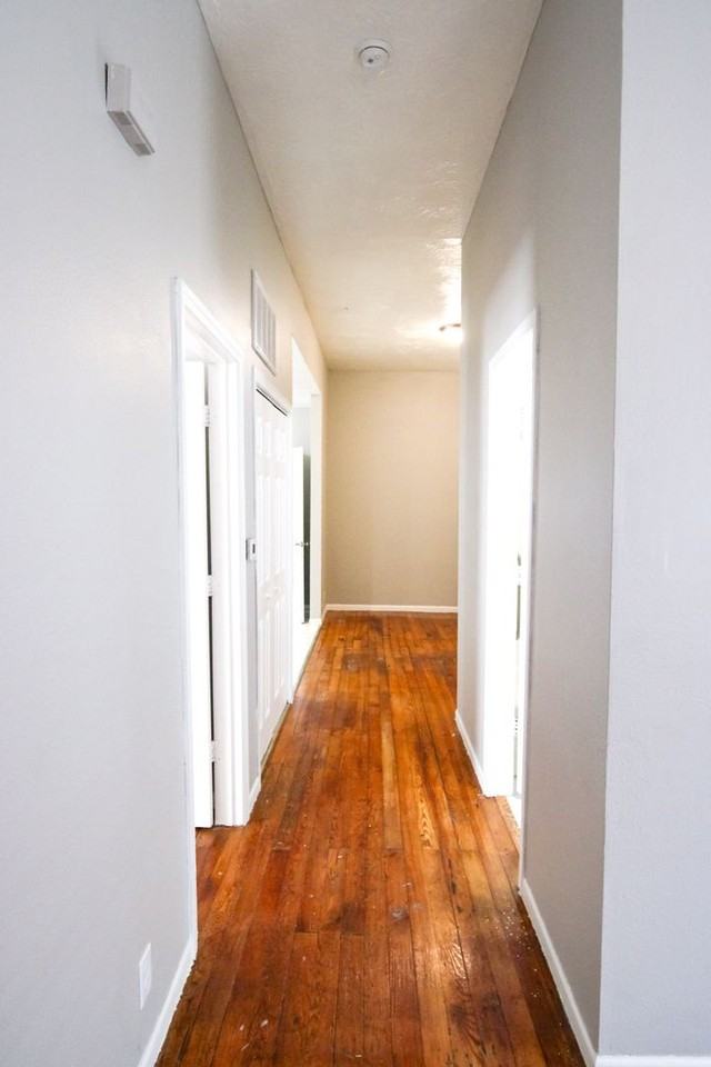 613 S Main Ave - Photo 5 of 19