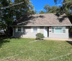 5718 E 13th Pl - Photo 1 of 1