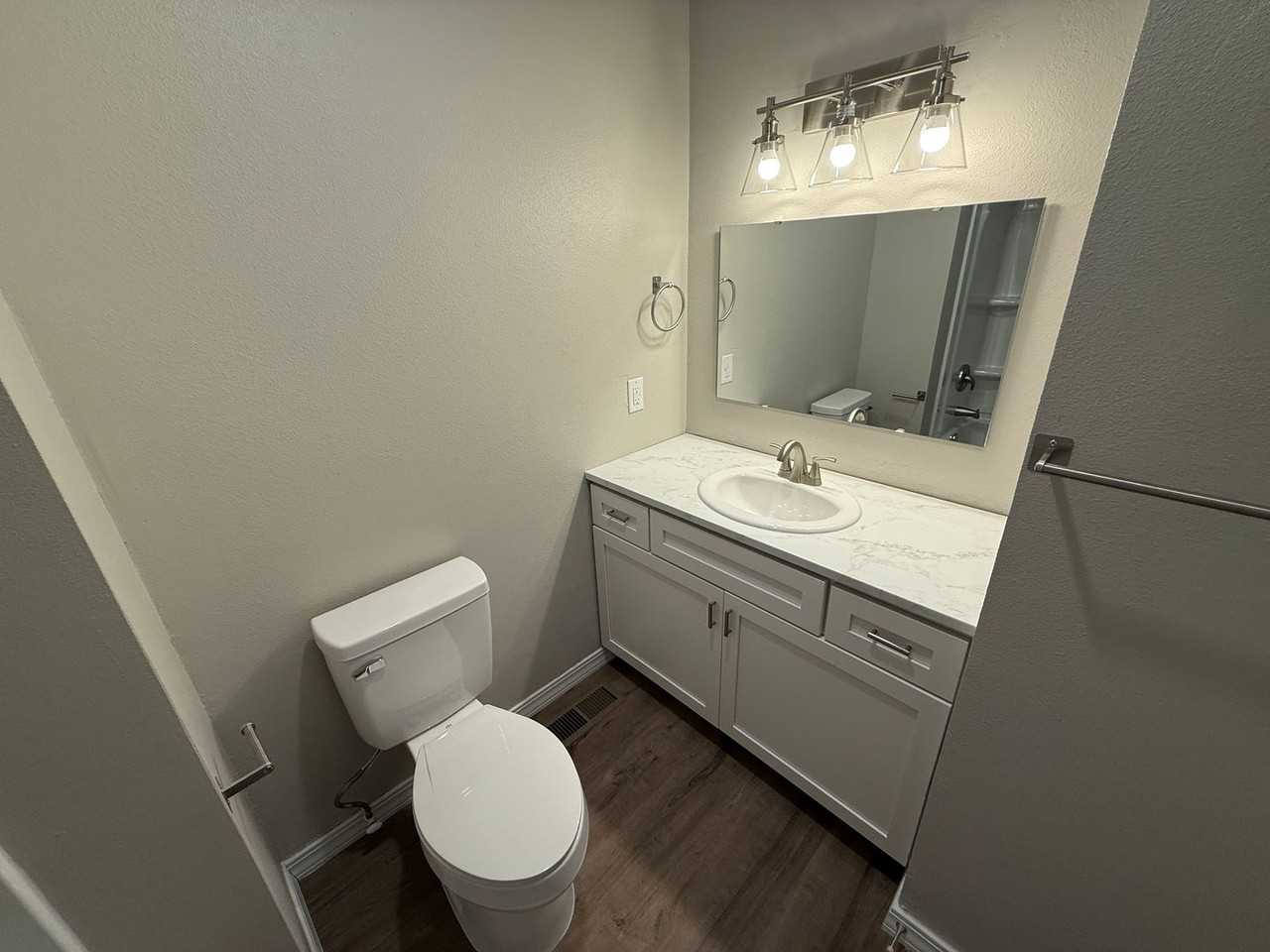 607 Aspen Dr - Photo 6 of 12